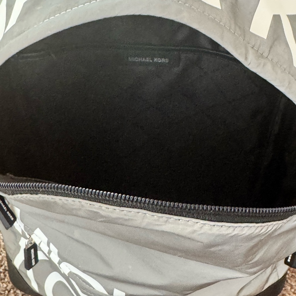 MICHAEL KORS REFLECTIVE GRAY/SILVER NYLON BACKPACK (EPJ032667) - Picture 8 of 13